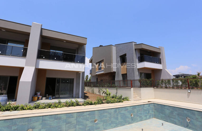 Villas in Complex Near Forest in Antalya Dosemealti 47