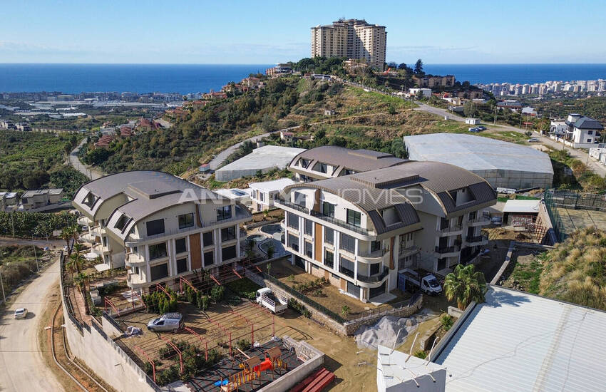 ملک در یک مجتمع با مناظر چشمگیر در آلانیا 31