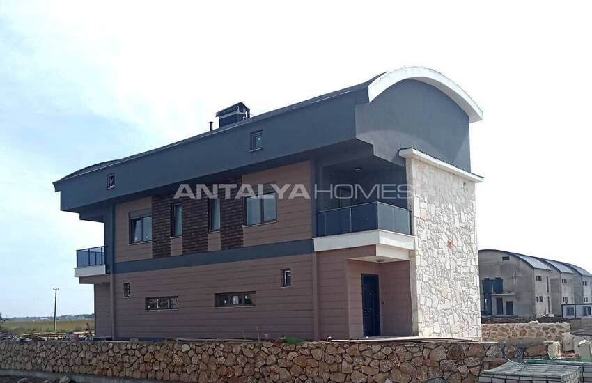 Élégantes Villas En Pierre Près De La Plage À Belek Antalya 13
