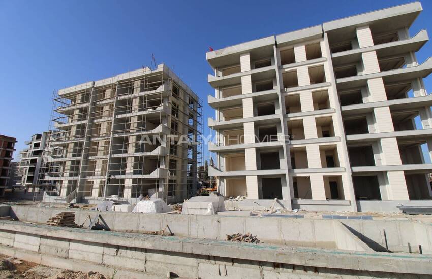 Easy-pay Apartments in a Project in Antalya Aksu 10