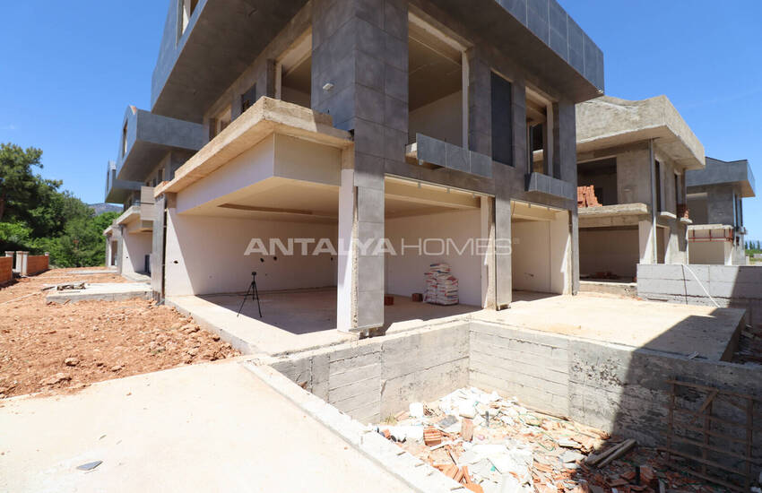 Spacious Detached Villas with Lifts in Antalya Dosemealti 21