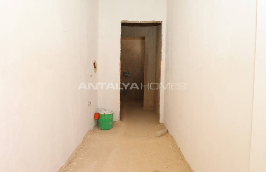 Spacious Detached Villas with Lifts in Antalya Dosemealti 32