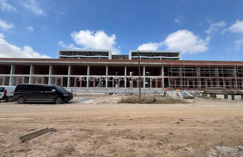 Houses Close to Shopping Centers and Airport in Antalya Kepez 32