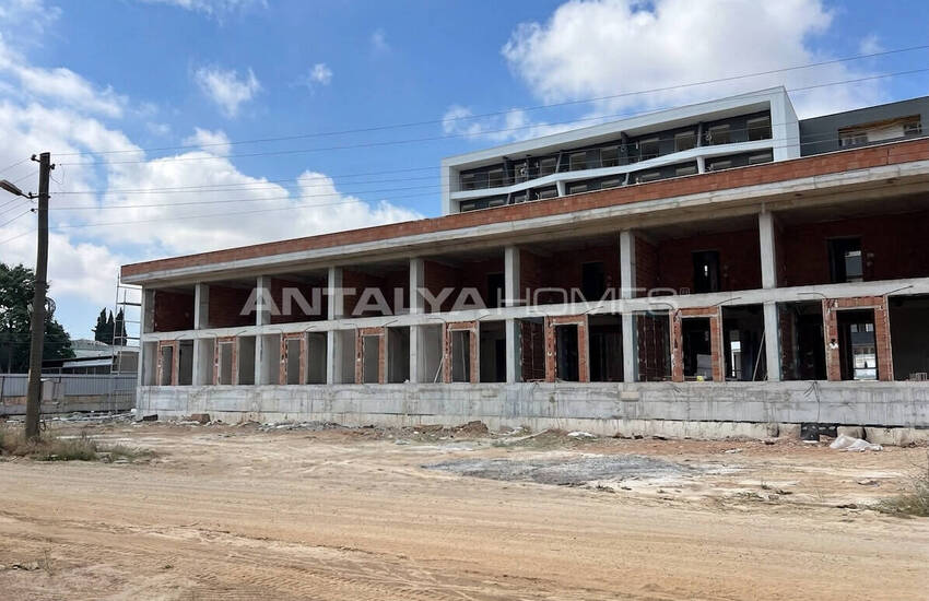 Houses Close to Shopping Centers and Airport in Antalya Kepez 34