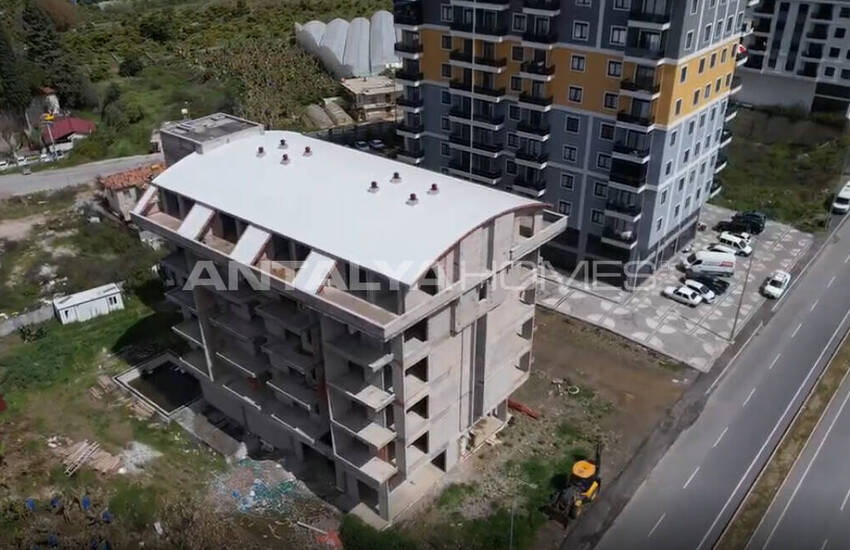 Alanya Mahmutlar'da Zengin Ortak Olanaklı Sitede Daireler 12