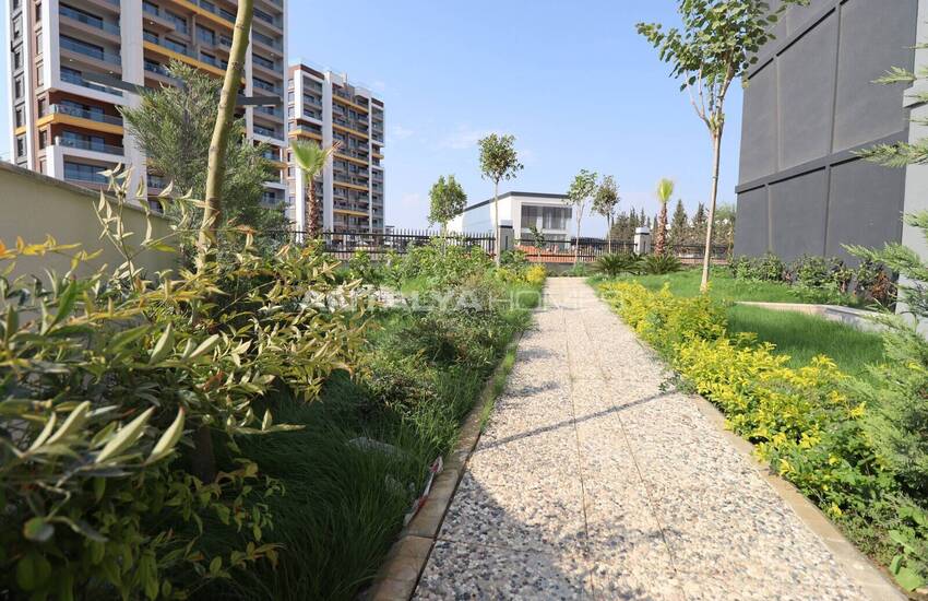 Antalya Altıntaş'ta Havalimanına Yakın Konumda Şık Daireler 15