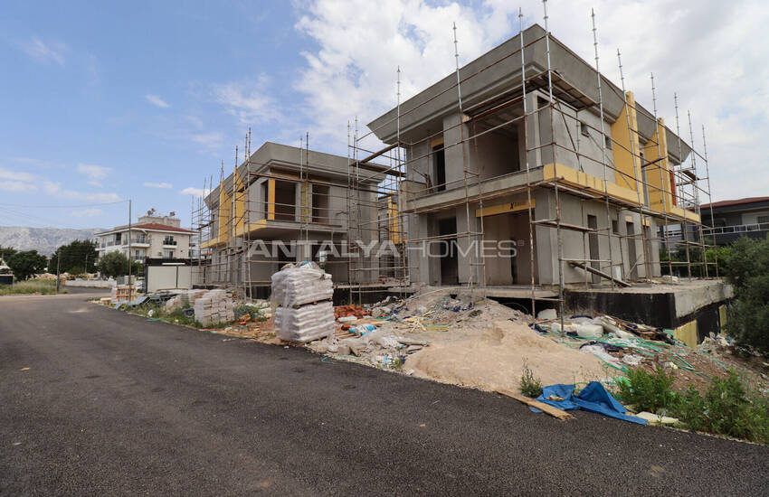 Antalya Döşemealtı'nda 4 Yatak Odalı ve Lüks Tasarımlı Villalar 32