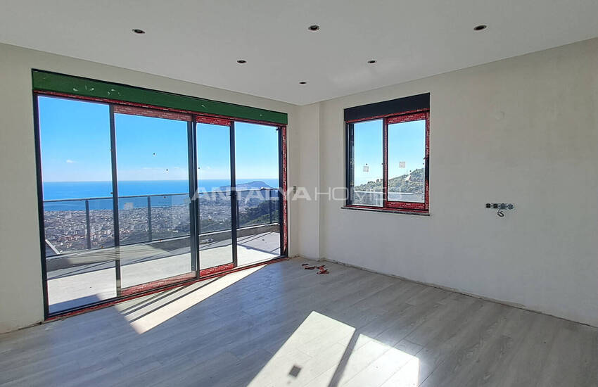 ملک با دید دریا با استخر و باغ خصوصی در آلانیا 46