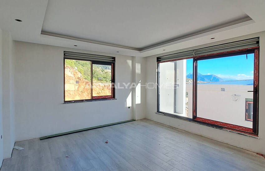 ملک با دید دریا با استخر و باغ خصوصی در آلانیا 35