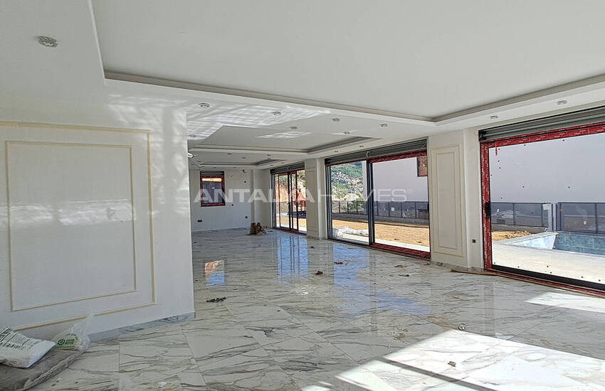 ملک با دید دریا با استخر و باغ خصوصی در آلانیا 33