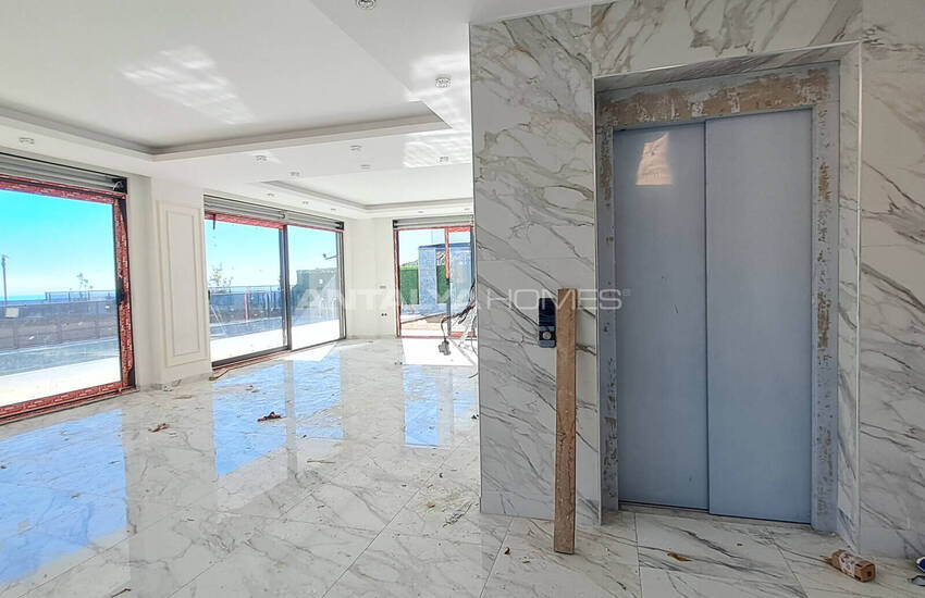 ملک با دید دریا با استخر و باغ خصوصی در آلانیا 30