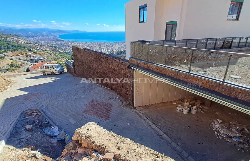 ملک با دید دریا با استخر و باغ خصوصی در آلانیا 22