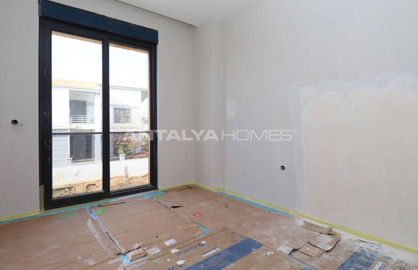 Stylish House with a Pool and Garden in Antalya Döşemealtı 10