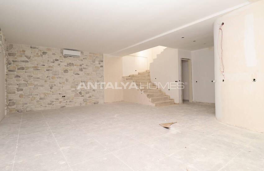 Stylish House with a Pool and Garden in Antalya Döşemealtı 9