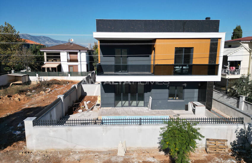 Stylish House with a Pool and Garden in Antalya Döşemealtı 22