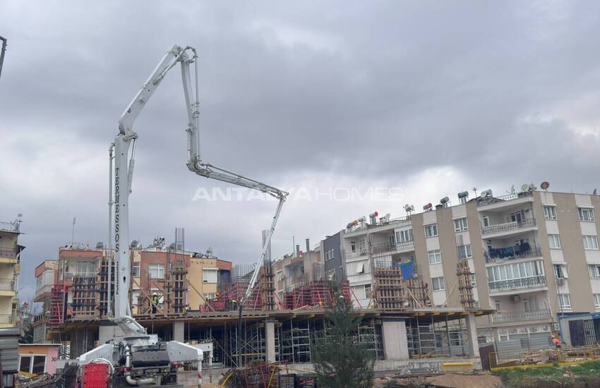 Investment Flats Close to All Main Points in Antalya Muratpasa 13