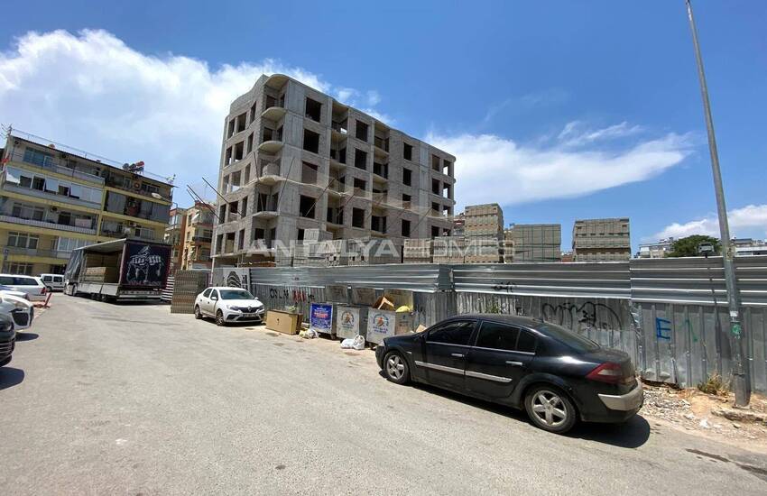 Investment Flats Close to All Main Points in Antalya Muratpasa 11