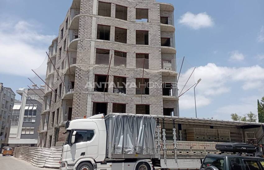 Investment Flats Close to All Main Points in Antalya Muratpasa 13
