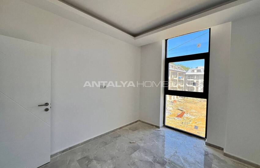 Alanya Avsallar'da Sahile Yakın Şık Tasarımlı Daire 16