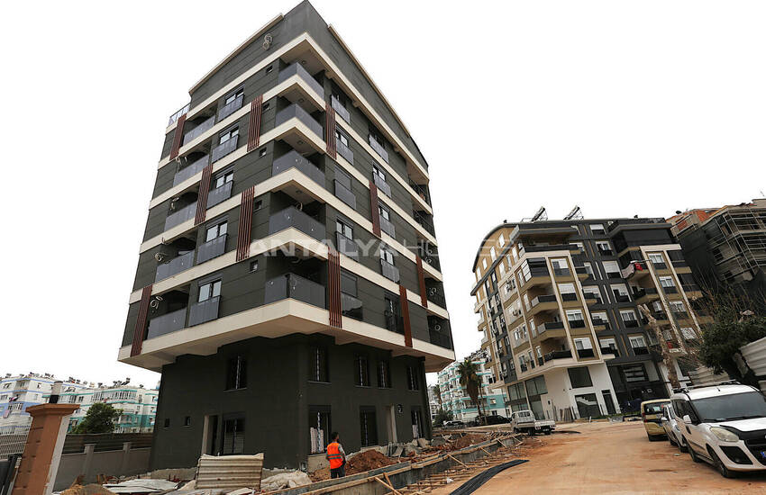 املاک 1 و 2 خوابه در موراتپاسا آنتالیا 3