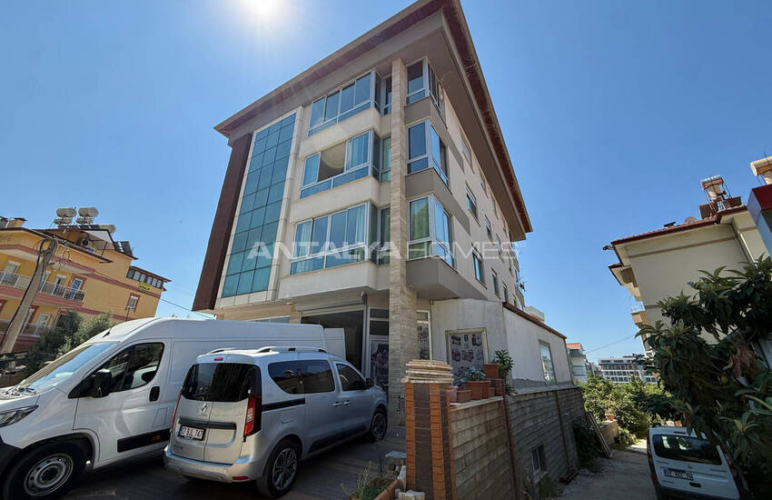 Flats in a Complex with Natural Environment in Alanya Oba 21