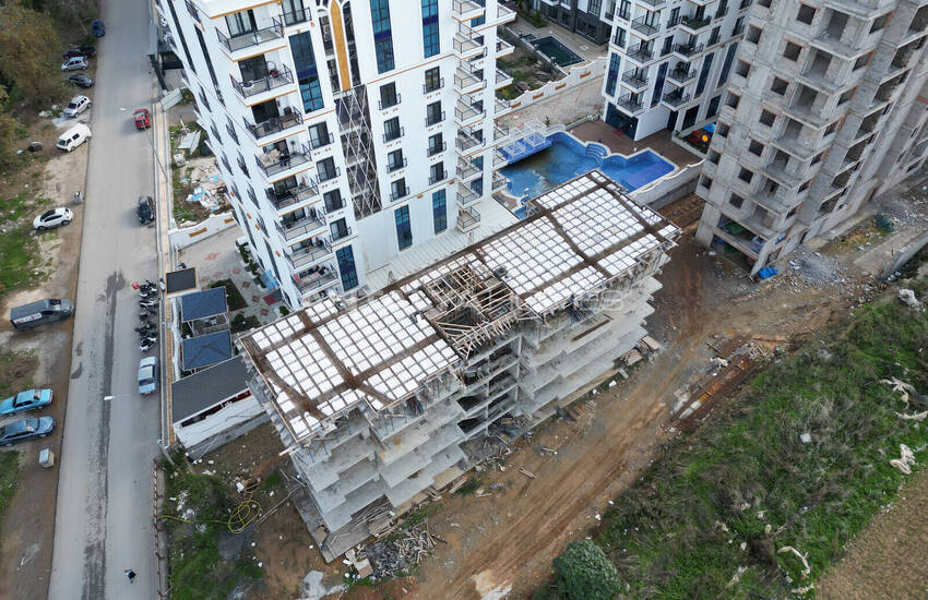 املاک در یک مجتمع با استخر در آلانیا محمودلار 22