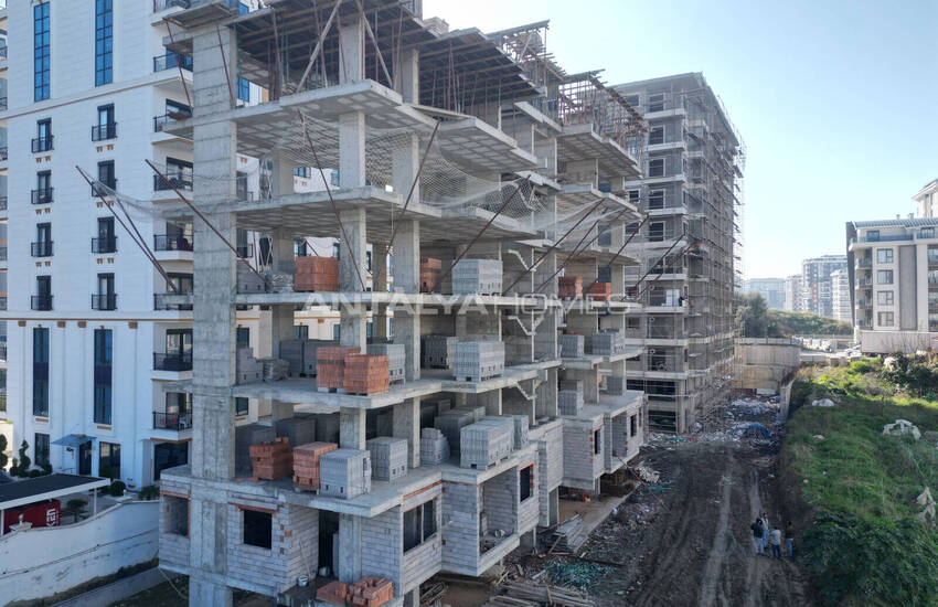 Alanya Mahmutlar'da Havuzlu Site İçinde Satılık Gayrimenkuller 21