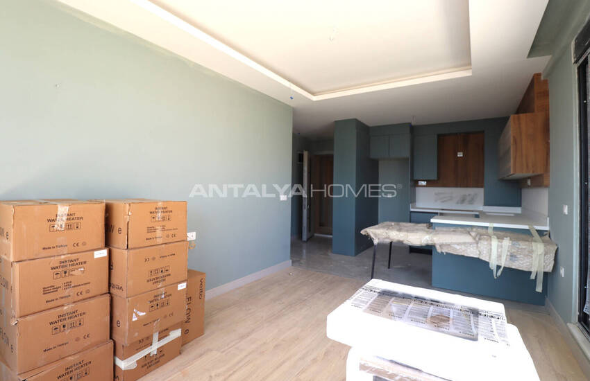 Flats with Private Gardens and Balconies in Aksu Antalya 11