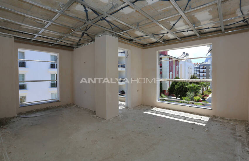 Mountain-view Flats in a Complex with Pool in Konyaalti Antalya 40