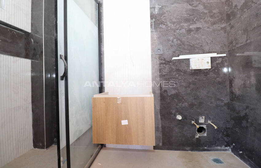 Appartements En Complexe Avec Piscine Et Parking À Kepez Antalya 51