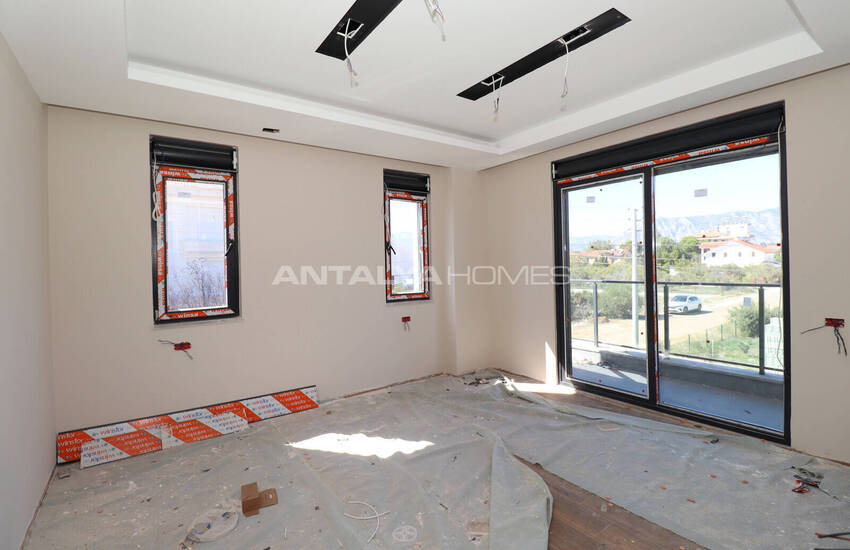 Maison Individuelle De 4 Chambres Avec Piscine À Antalya Dosemealti 39