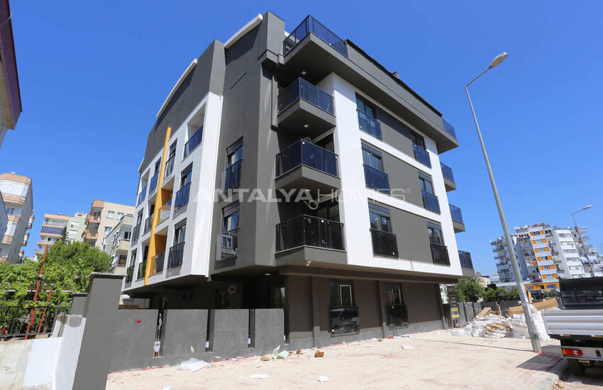 شقق سكنية مع مسبح بالقرب من المركز التجاري في مراد باشا أنطاليا 19