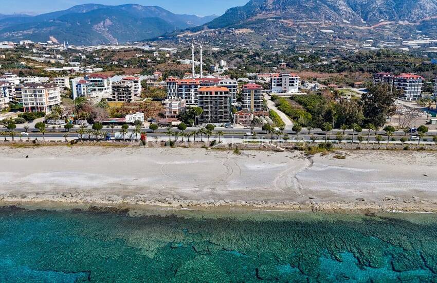 Kestel Alanya'da Sosyal Olanaklara Sahip Denize Sıfır Sitede Daireler 7