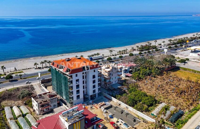 Kestel Alanya'da Sosyal Olanaklara Sahip Denize Sıfır Sitede Daireler 5