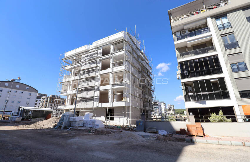 Flats in Complex with Pool in Antalya Kepez 10