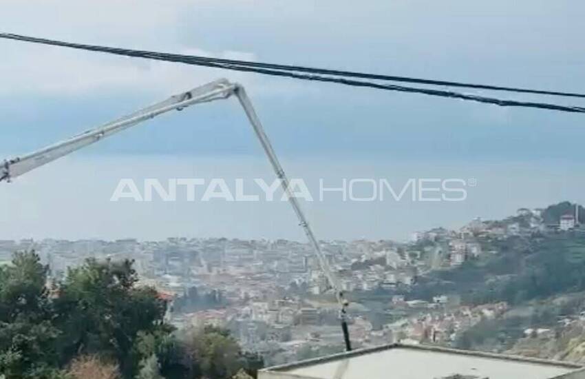 Alanya Bektaş'ta Deniz ve Şehir Manzaralı Daireler 17