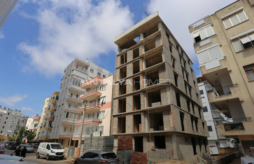 Antalya Muratpaşa'da Denize 2 Km Mesafede Daireler 19