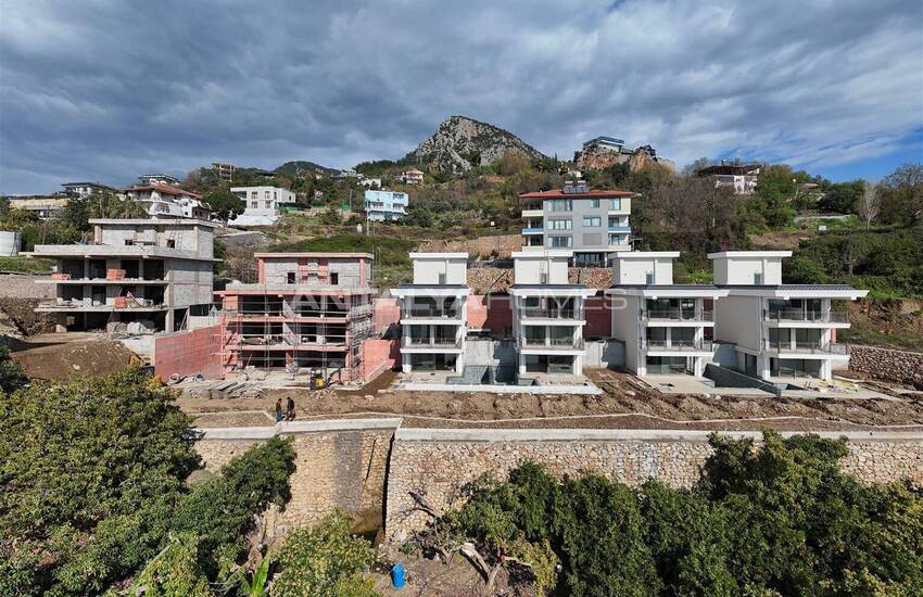 Elegante Häuser Mit Privatem Pool Und Garten In Alanya 24