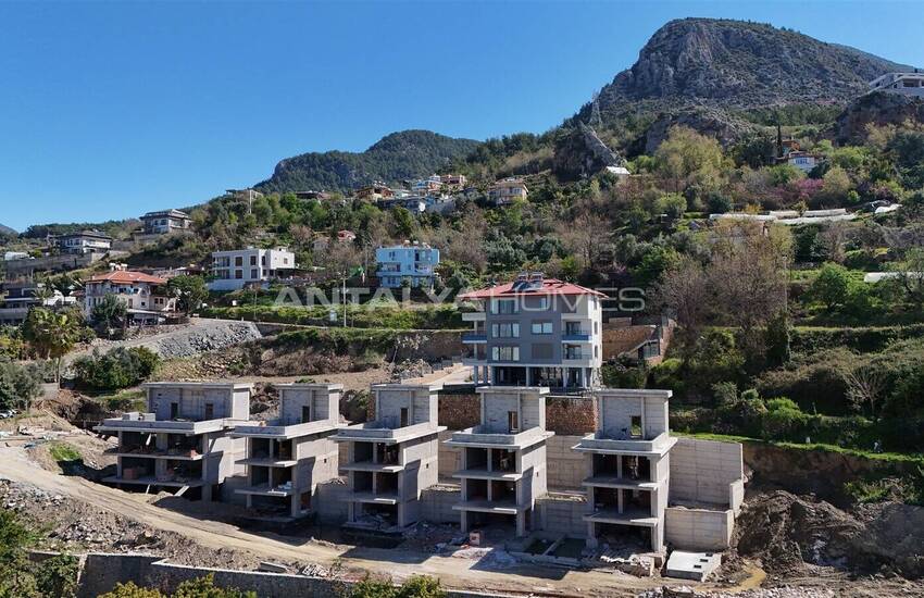 Elegant Houses with Private Pool and Garden in Alanya 24