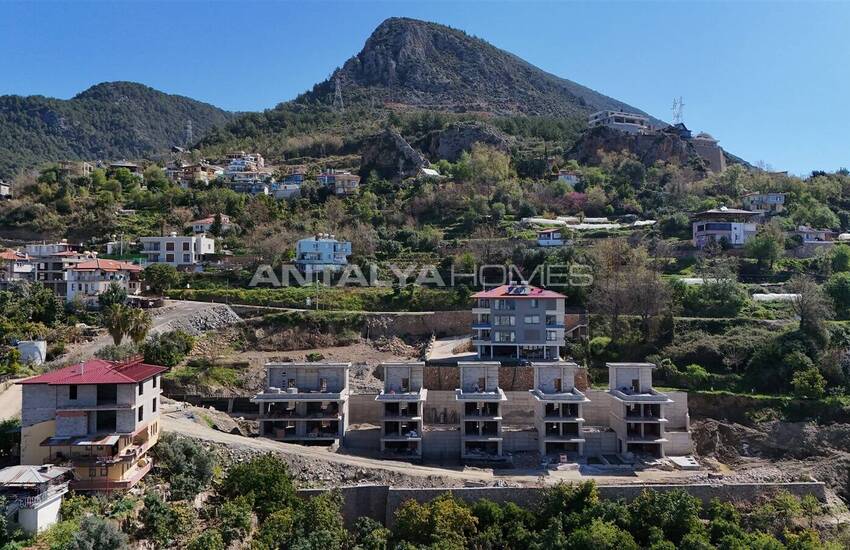 Elegant Houses with Private Pool and Garden in Alanya 25