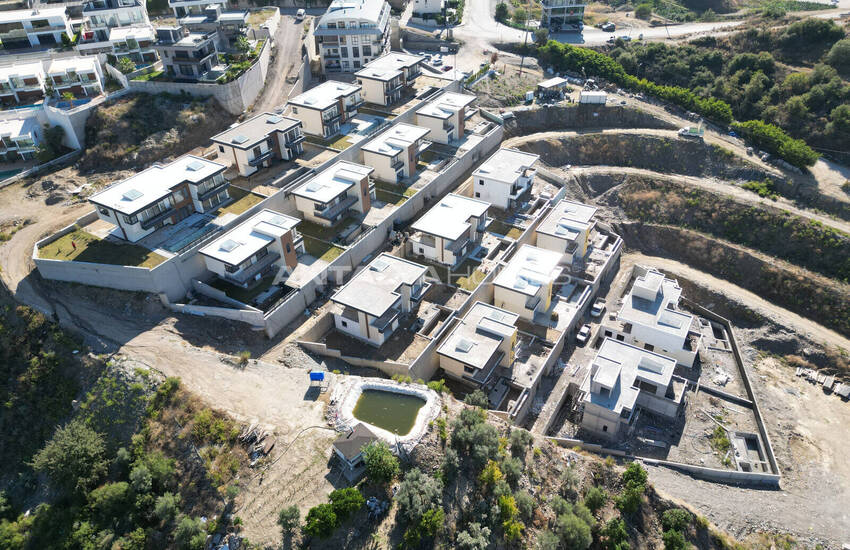 Sea View Houses with Pool for Sale in Alanya 34