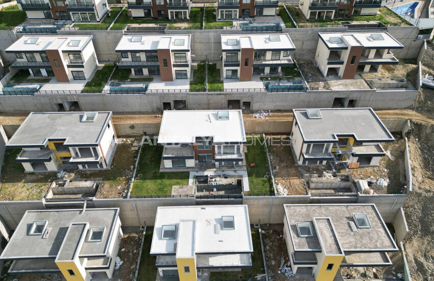 Sea View Houses with Pool for Sale in Alanya 33