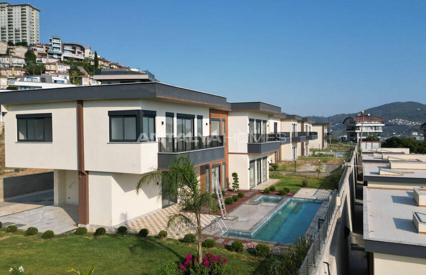 Maisons Avec Vue Sur La Mer Avec Piscine À Vendre À Alanya 33