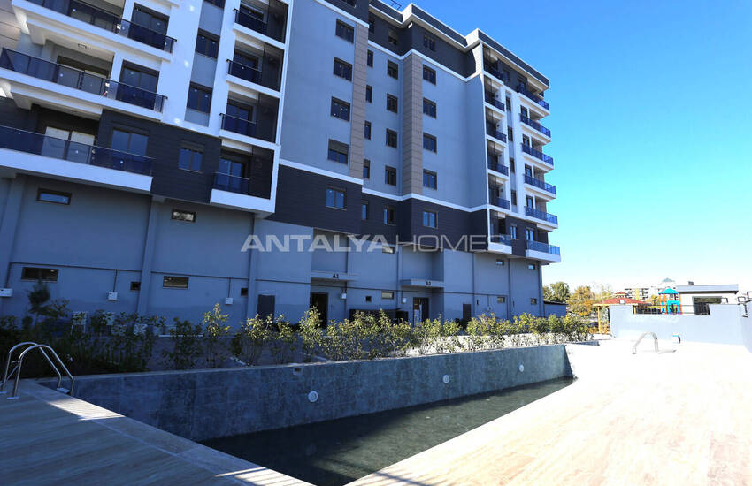 شقق في مجمع سكني يضم مسبحًا وموقف سيارات في أنطاليا 23