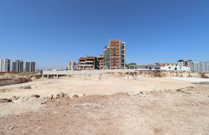 Properties in Rich-featured Complex in Antalya Altintas 31