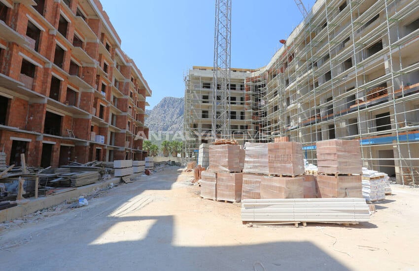 Stilfulla Lägenheter I Ett Komplex Med Pool I Antalya Konyaaltı 13