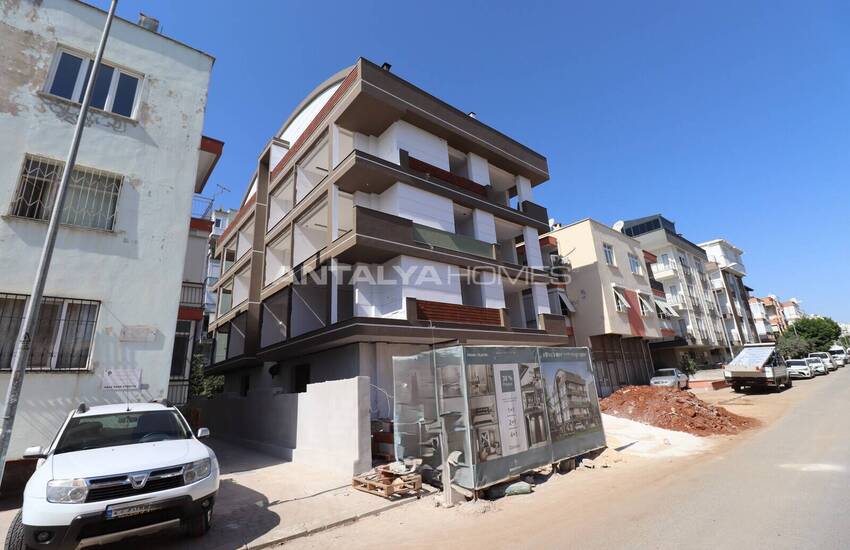 Просторные квартиры рядом с трамвайной остановкой в районе Анталия 24