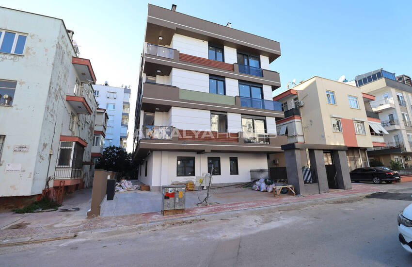 شقق واسعة بالقرب من الترام في أنطاليا كيبيز 24