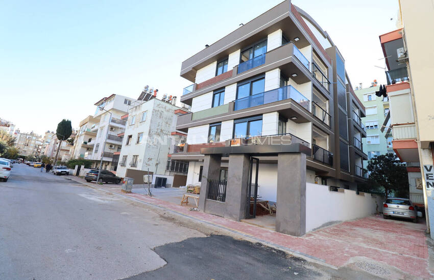 شقق واسعة بالقرب من الترام في أنطاليا كيبيز 25