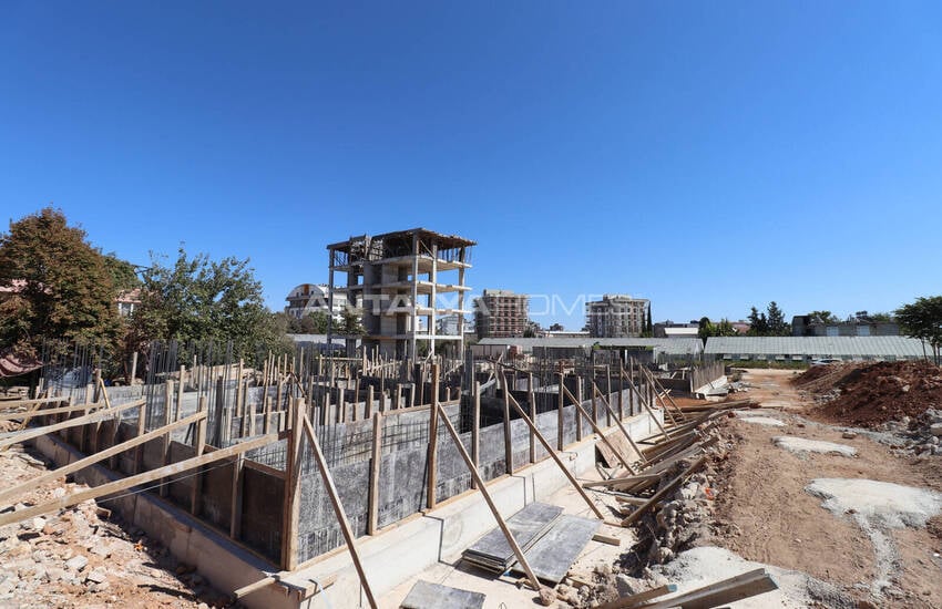 آپارتمان‌ها در مجتمعی با استخر نزدیک فرودگاه در آنتالیا 11